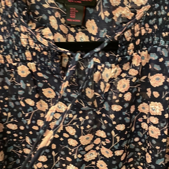 Almost boho blouse - Picture 4 of 10